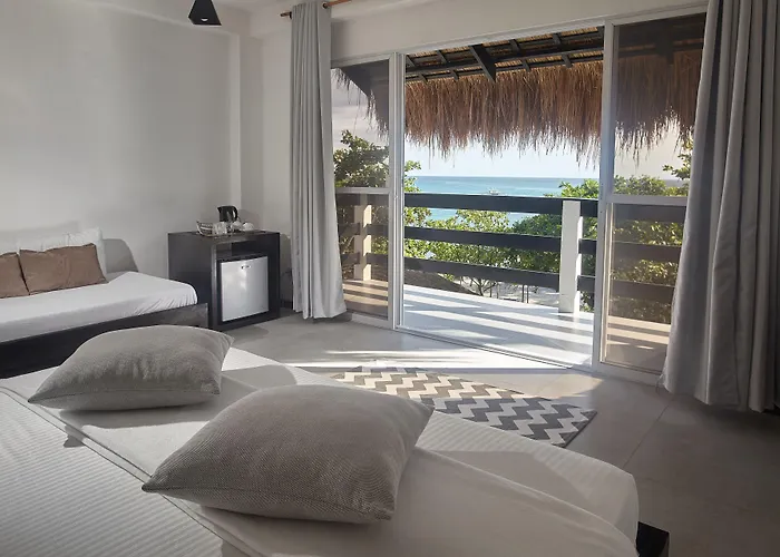 Hotel Blanco 3*